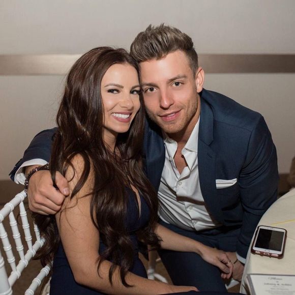 Meet your Posher, Jolene - Picture 1 of 1